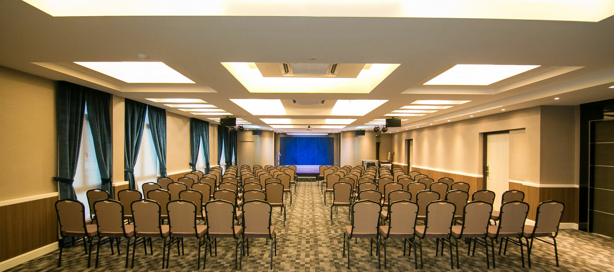 Indra Hotel - Boutique Suites Ipoh Buitenkant foto